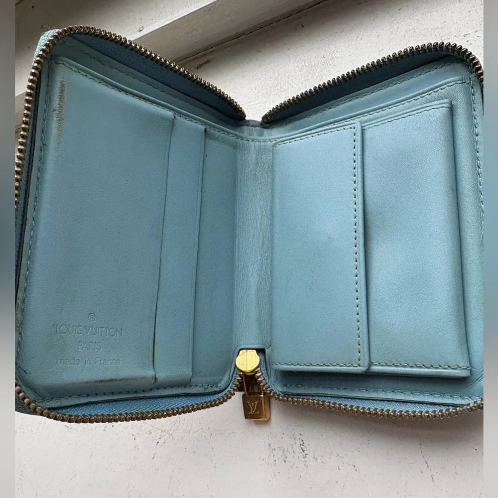 Louis Vuitton Monogram Vernis Small Zip Wallet – Yellow & Blue - Picture 5 of 7